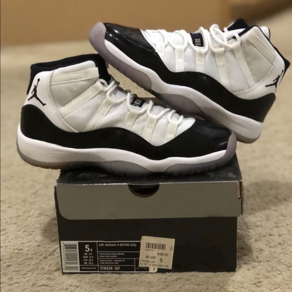 Air Jordan Retro 11 “Concords” (2011)